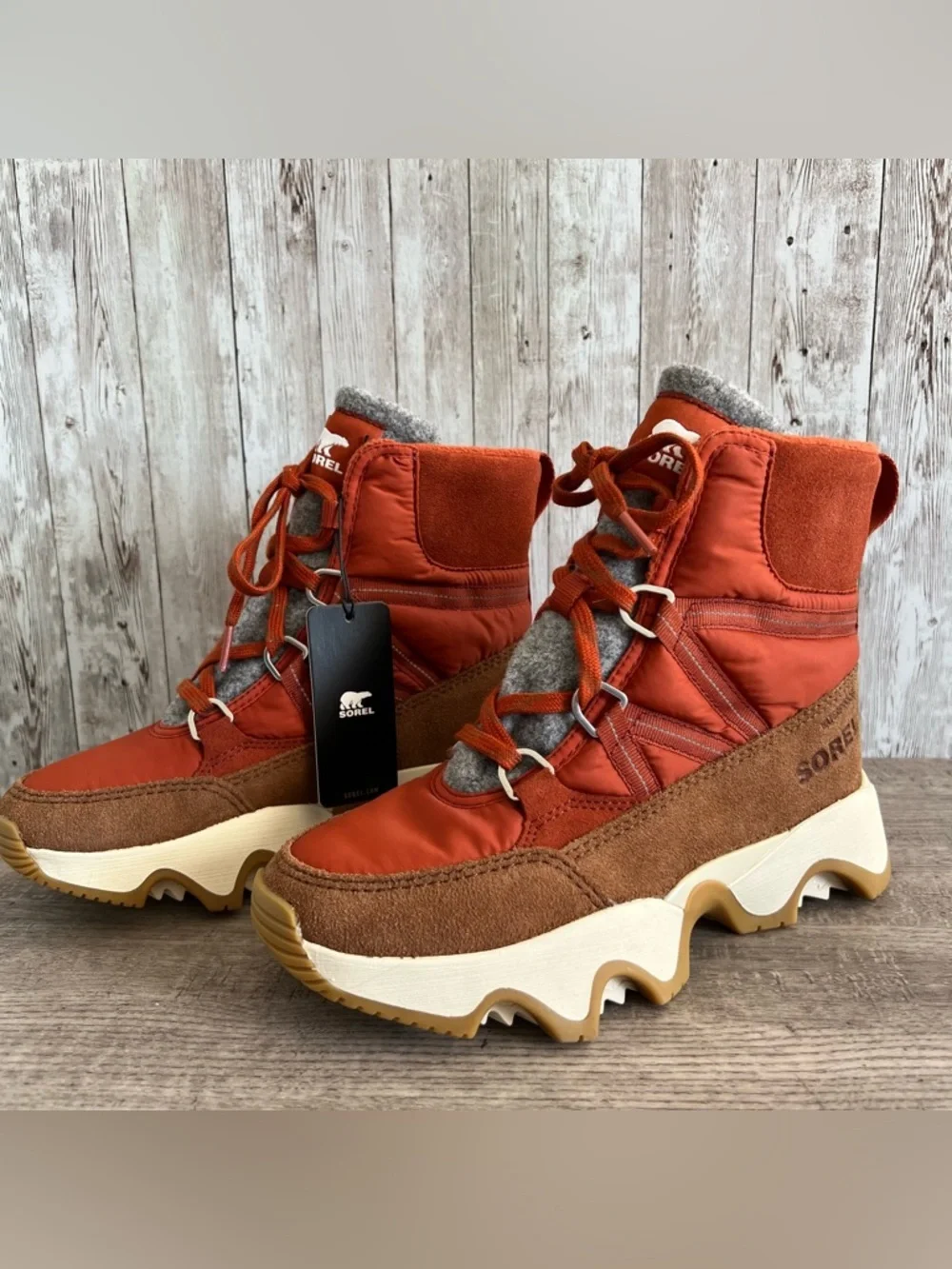 Sorel Kinetic Impact Sport Waterproof  Women's Red & Brown Winter Boots New 7.5